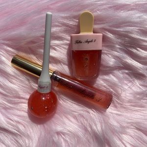 Watermelon scented lipgloss